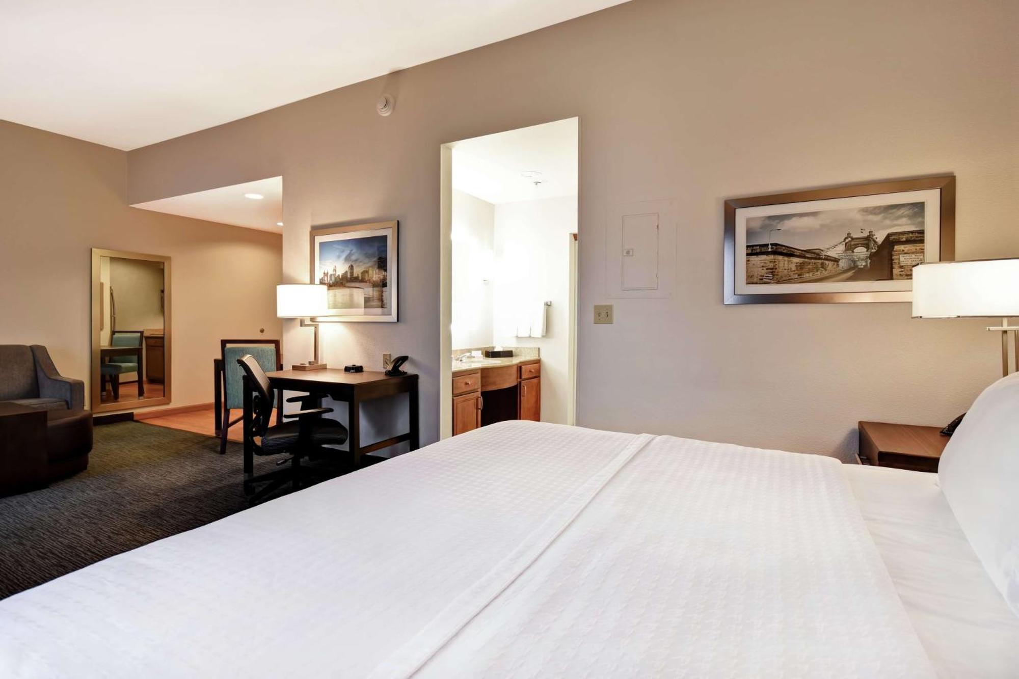 โฮมวูด สวีท บาย ฮิลตัน ซินซินแนติ/มิลฟอร์ด Hotel Milford ภายนอก รูปภาพ